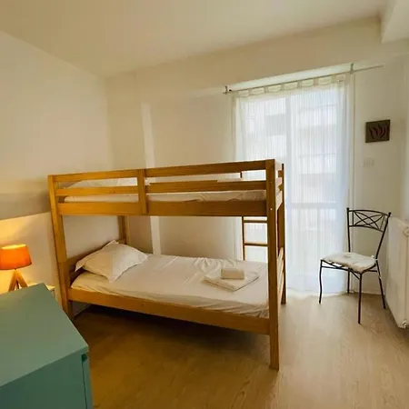 Modern And Cosy Apt 8 Min From The Beach